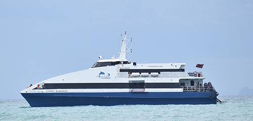 Makruzz Ferry